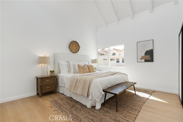 Detail Gallery Image 8 of 18 For 2510 Arizona Ave #7,  Santa Monica,  CA 90404 - 2 Beds | 2/1 Baths