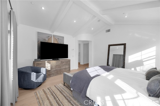 Detail Gallery Image 36 of 61 For 21331 Balerma Ln, Huntington Beach,  CA 92648 - 4 Beds | 3/1 Baths