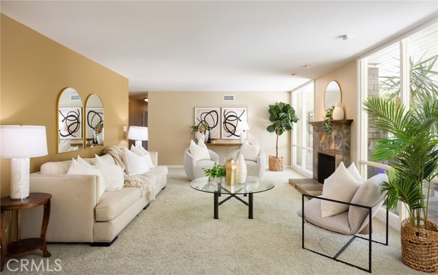 1032 Saint John Place, North Tustin CA: https://media.crmls.org/medias/c657d4e9-4051-401c-9f62-b5723e72a66d.jpg