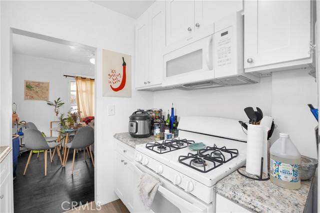 776 Stanley Avenue, Long Beach CA: https://media.crmls.org/medias/c6583cd0-ba36-499a-9926-9d1f748a8eed.jpg