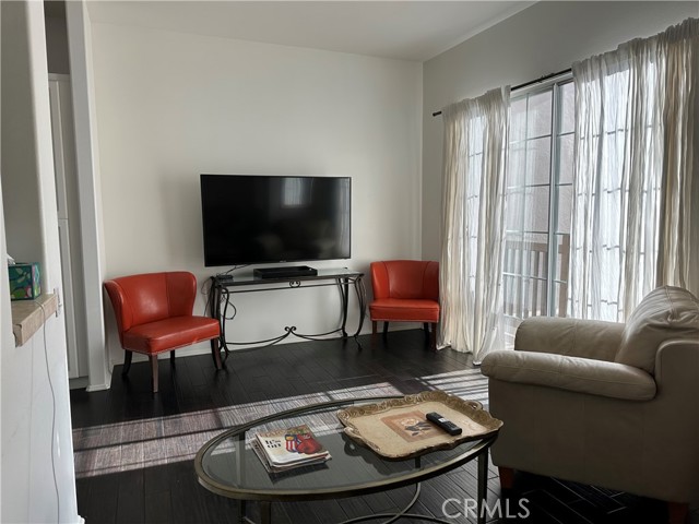 Detail Gallery Image 11 of 14 For 12709 Trent Jones Ln, Tustin,  CA 92782 - 3 Beds | 2/1 Baths