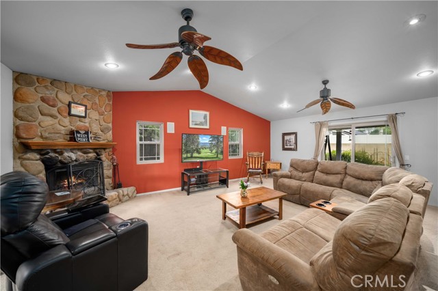 802 Duval Street, La Verne CA: https://media.crmls.org/medias/c65b4db3-826a-4b66-809e-e73747abfc31.jpg