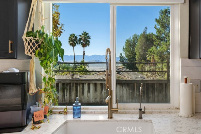 Detail Gallery Image 5 of 24 For 7369 Lakeside, Jurupa Valley,  CA 92509 - 4 Beds | 2 Baths