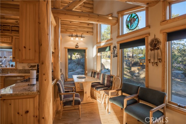 Detail Gallery Image 33 of 42 For 826 Boulder, Big Bear Lake,  CA 92315 - 3 Beds | 2/1 Baths