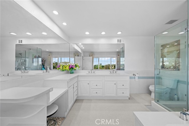 Detail Gallery Image 25 of 58 For 24301 Sunnycrest Ct, Diamond Bar,  CA 91765 - 4 Beds | 3/1 Baths