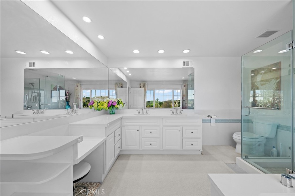 MLS #OC25274238 image #24