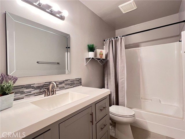 Detail Gallery Image 28 of 44 For 4900 Overland Avenue #125,  Culver City,  CA 90230 - 2 Beds | 2 Baths