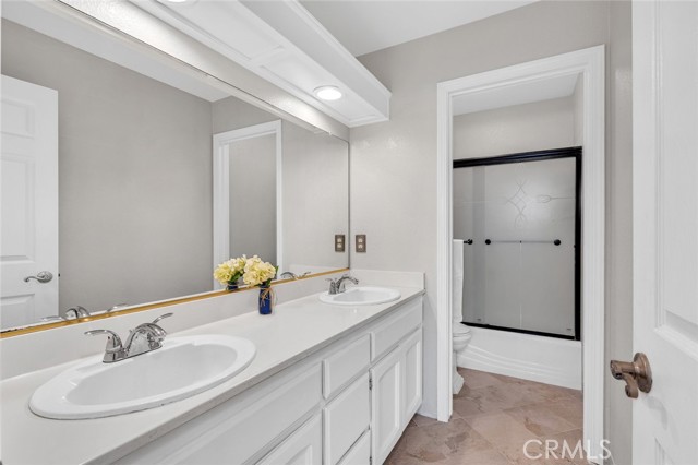 2083 Hastings Drive, Los Banos CA: https://media.crmls.org/medias/c65cdde7-d654-4403-bf7b-1a8786017dbe.jpg