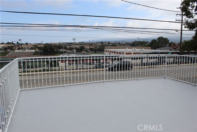 500 N Irena Avenue, Redondo Beach CA: https://media.crmls.org/medias/c65cfc61-ecde-4098-8d20-64d5ee4bd63b.jpg