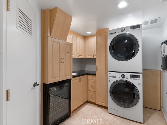 7 Roanwood Drive, Rolling Hills Estates, California 90274, 5 Bedrooms Bedrooms, ,3 BathroomsBathrooms,Residential,Sold,Roanwood,PV23113404