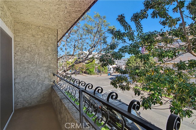 Detail Gallery Image 12 of 15 For 11550 Nebraska Ave #216,  Los Angeles,  CA 90025 - 1 Beds | 1 Baths