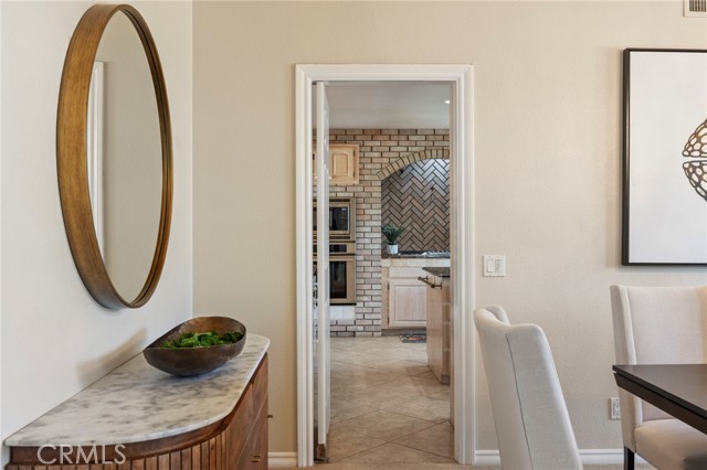 31396 Lake Vista Circle, Bonsall CA: https://media.crmls.org/medias/c65e1bb6-13c6-4a32-abb8-fb961bd9c615.jpg