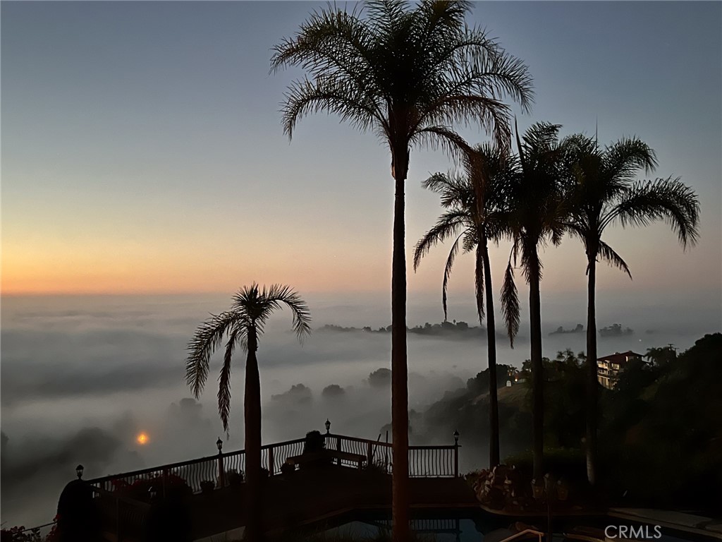 https://media.crmls.org/medias/c65f5a42-e9e6-49bc-96a0-f5c920a8ac04.jpg?preset=X-Large