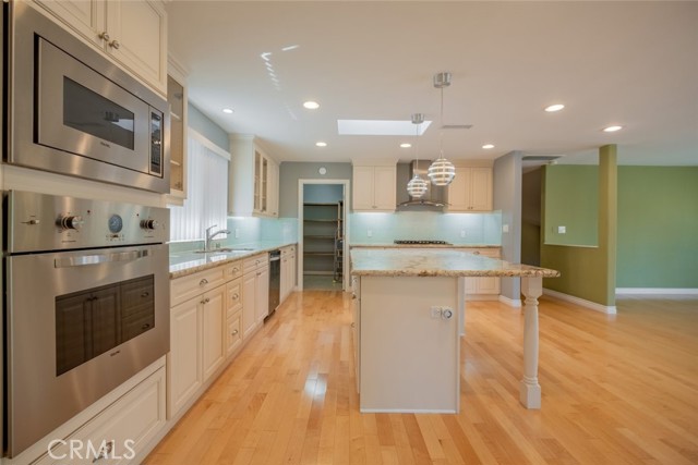 9530 Wheatland Avenue, Shadow Hills CA: https://media.crmls.org/medias/c65fb796-a2e5-412a-9f16-42f61f816e2d.jpg