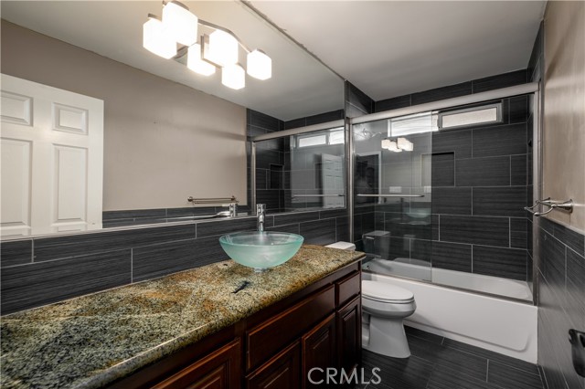 Detail Gallery Image 27 of 58 For 30205 Channel Way, Canyon Lake,  CA 92587 - 3 Beds | 2 Baths