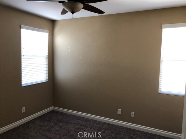 Detail Gallery Image 32 of 57 For 25056 Driftoak, Murrieta,  CA 92562 - 3 Beds | 2/1 Baths