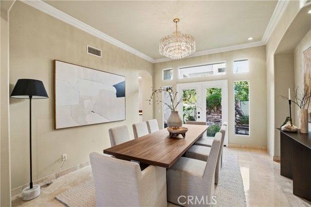 Image 23 of 63 For 907 Deerhill Road