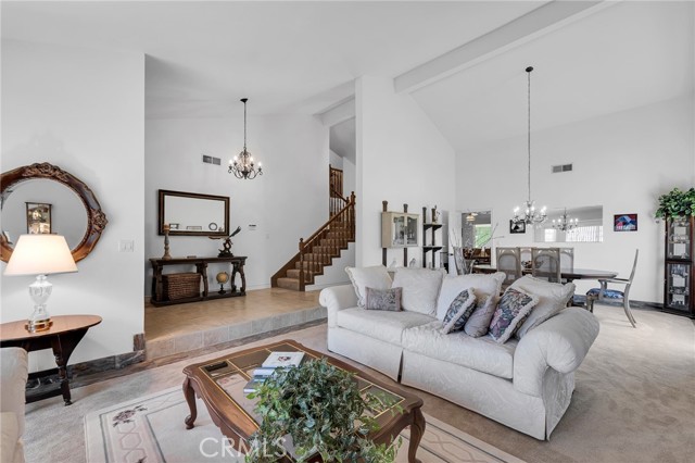 17262 Chase Street, Northridge CA: https://media.crmls.org/medias/c6623164-12af-4162-8c2b-89f93d5acc18.jpg