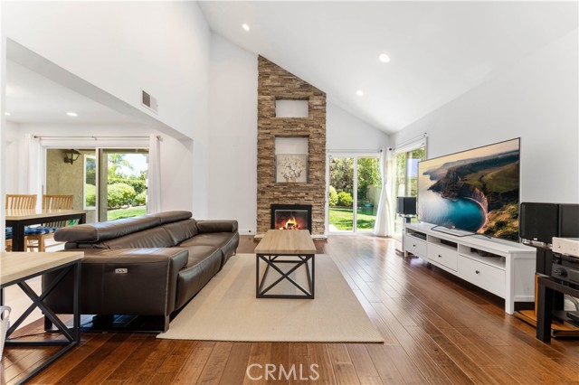 30052 Happy Sparrow Lane, Laguna Niguel CA: https://media.crmls.org/medias/c6627f6e-9757-43a4-a2fc-6c8f1bfdcf0d.jpg