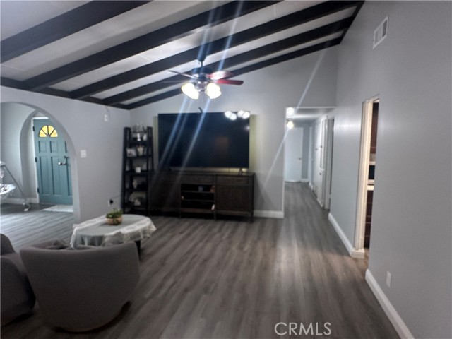 Detail Gallery Image 30 of 44 For 9943 Cedardale Dr, Santa Fe Springs,  CA 90670 - 6 Beds | 3 Baths