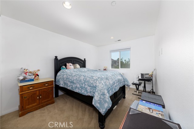 5534 Hartness Court, Fontana CA: https://media.crmls.org/medias/c6637ba2-6dfc-43d0-9689-4ba9f85c845c.jpg