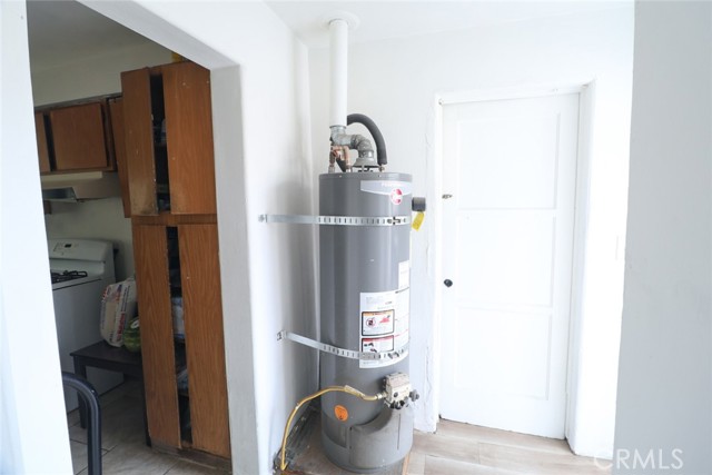 8005 Oleander, Fontana CA: https://media.crmls.org/medias/c6650503-f60f-4d70-b949-186db4b18bfd.jpg