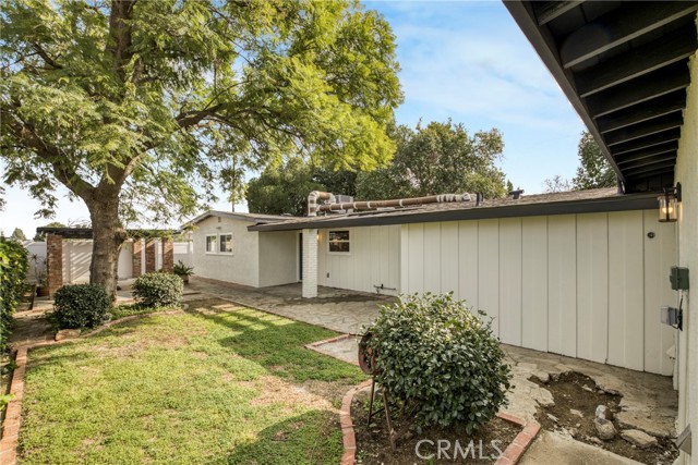 Detail Gallery Image 9 of 31 For 8666 Keokuk, Winnetka,  CA 91306 - 4 Beds | 2 Baths