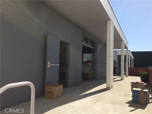 239 Oregon Street, El Segundo, California 90245, ,Commercial Lease,For Rent,239 Oregon Street,CRPW23200115