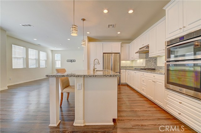 Detail Gallery Image 17 of 55 For 209 Calle Belleza, Lake Forest,  CA 92630 - 3 Beds | 2/1 Baths