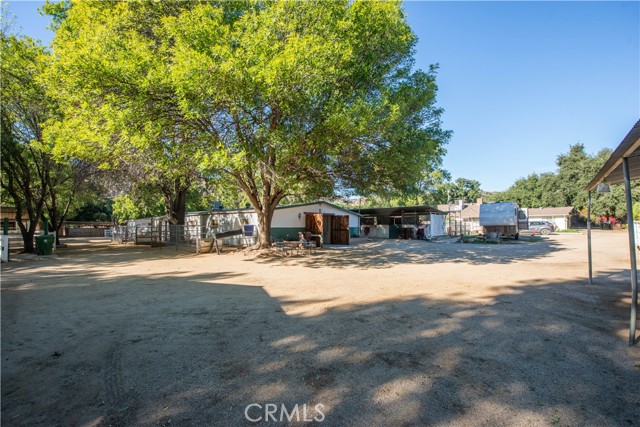 Detail Gallery Image 24 of 33 For 22050 Tulsa, Chatsworth,  CA 91311 - 2 Beds | 3 Baths