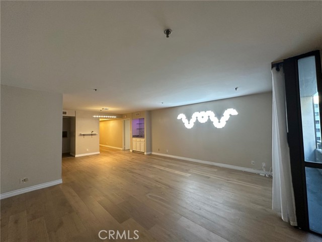 Detail Gallery Image 33 of 49 For 10660 Wilshire Bld #407,  Los Angeles,  CA 90024 - 1 Beds | 2 Baths