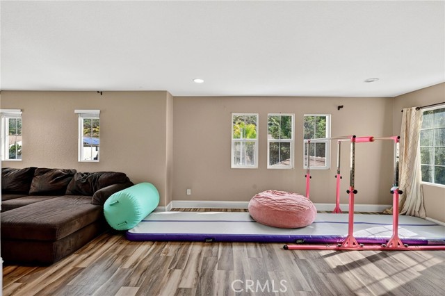 Detail Gallery Image 25 of 57 For 31860 Willow Wood Ct, Lake Elsinore,  CA 92532 - 4 Beds | 3 Baths