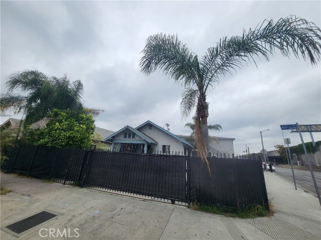 340 W 62nd Street, Los Angeles, CA, 90003 340 W 62nd Street, Los Angeles, CA, 90003