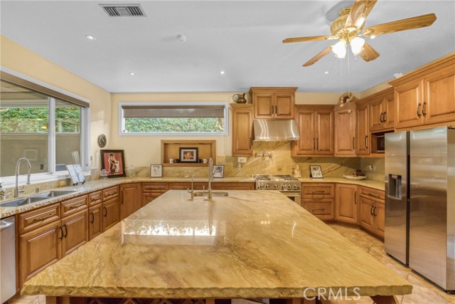 Detail Gallery Image 9 of 47 For 10566 Andora, Chatsworth,  CA 91311 - 2 Beds | 1/1 Baths