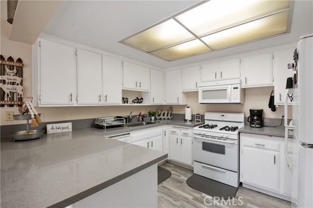 653 Nandina Circle photo 7