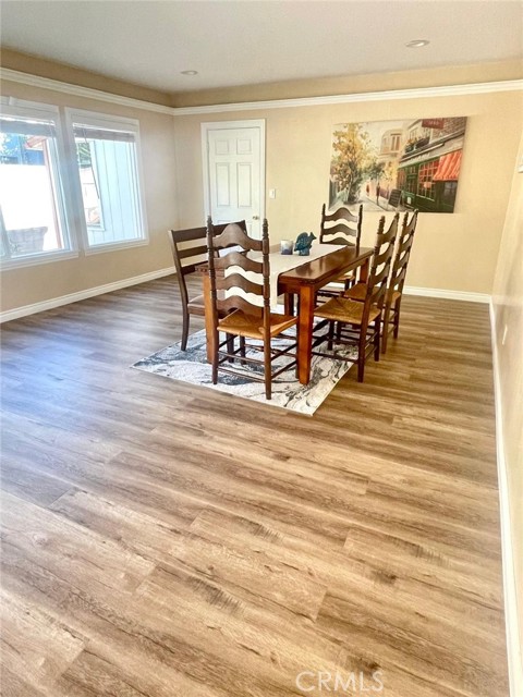 Image 6 of 31 For 537 Diamond St Street