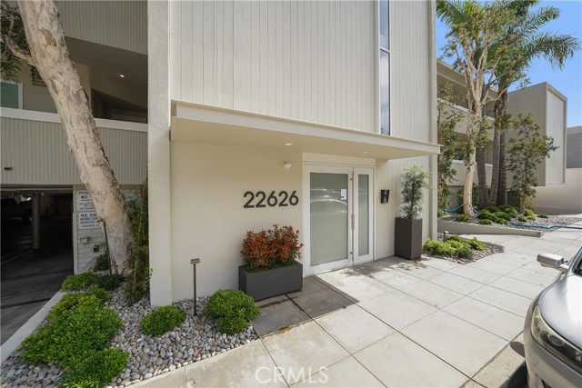 Detail Gallery Image 2 of 31 For 22626 Pacific Coast Hwy #9,  Malibu,  CA 90265 - 1 Beds | 1 Baths