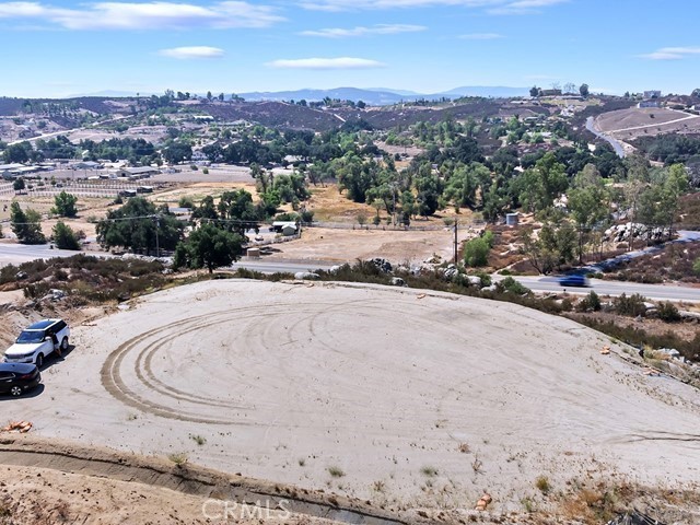 38766 East Benton, Temecula CA: https://media.crmls.org/medias/c66c684f-c255-4a9d-b734-d4ec93b5c3cb.jpg