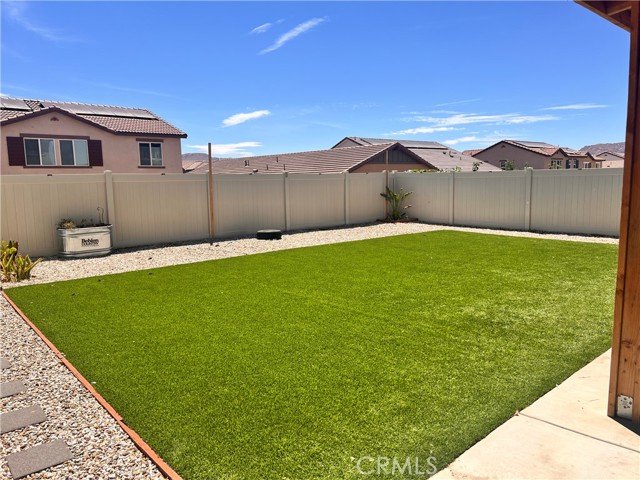 13876 Vantage Street, Moreno Valley CA: https://media.crmls.org/medias/c66c8042-a2d6-49ef-b5e2-783c613f2b37.jpg