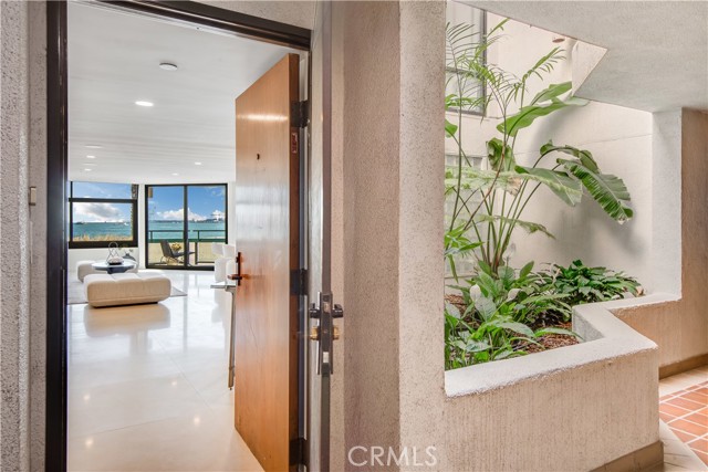 Detail Gallery Image 10 of 44 For 1310 East Ocean Boulevard #14,  Long Beach,  CA 90802 - 3 Beds | 2/1 Baths