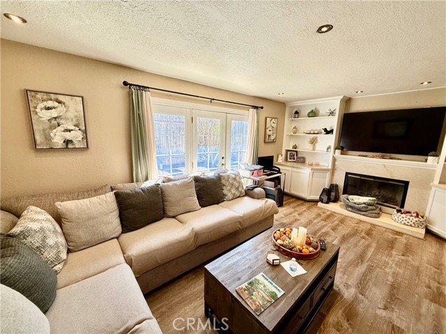 Detail Gallery Image 23 of 42 For 2172 Kellogg Ave, Corona,  CA 92879 - 3 Beds | 2 Baths