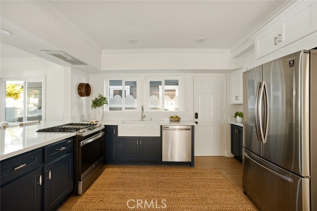 1585 Miramar Drive, Newport Beach CA: https://media.crmls.org/medias/c66dbd8c-848c-4ebb-827f-04b4129105a1.jpg