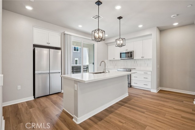 1475 Sandbar Lane, San Pedro CA: https://media.crmls.org/medias/c66e03bf-88c2-4ee0-92f6-5e93d25f6b31.jpg
