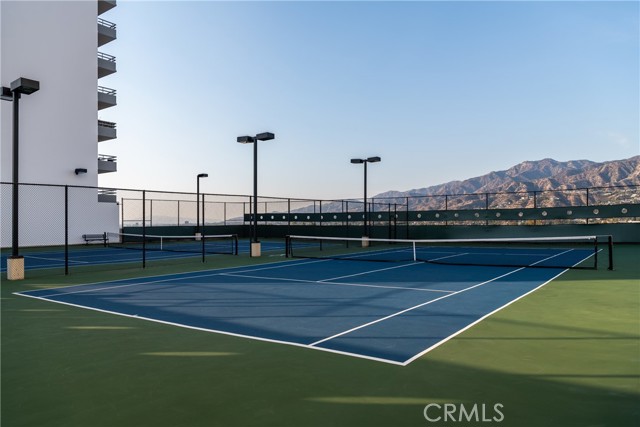 Detail Gallery Image 48 of 57 For 343 Pioneer Dr #504,  Glendale,  CA 91203 - 3 Beds | 2 Baths