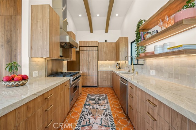 Detail Gallery Image 11 of 24 For 3627 Willowcrest Ave, Studio City,  CA 91604 - 3 Beds | 3 Baths