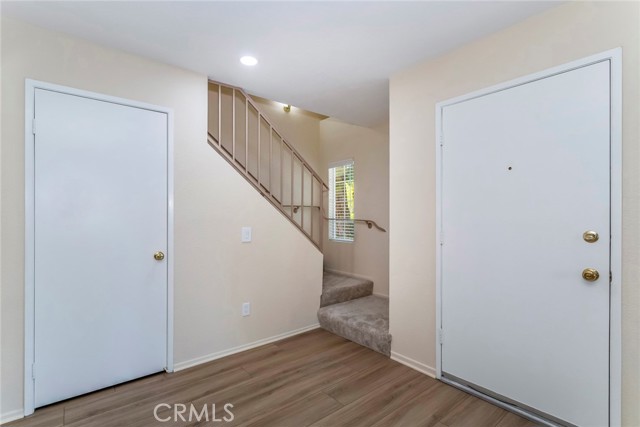 Detail Gallery Image 25 of 73 For 25120 Steinbeck Ave a,  Stevenson Ranch,  CA 91381 - 3 Beds | 2/1 Baths