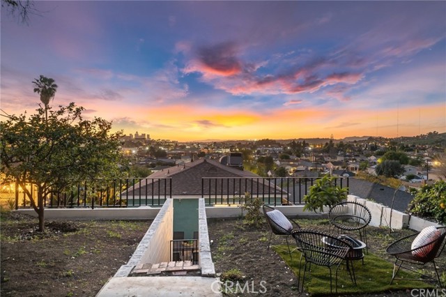 Detail Gallery Image 12 of 17 For 1908 Boca Ave, Los Angeles,  CA 90032 - 4 Beds | 3 Baths