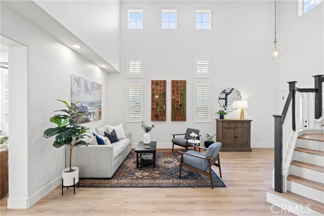 27811 Bloomfield Court, Valencia CA: https://media.crmls.org/medias/c6705b36-8b52-4f9e-85cf-ef93ea66f930.jpg