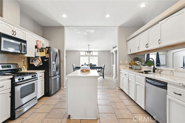 3595 Buchanan Street, Riverside CA: https://media.crmls.org/medias/c6715f1e-93af-4264-9b20-b2e300a930bf.jpg