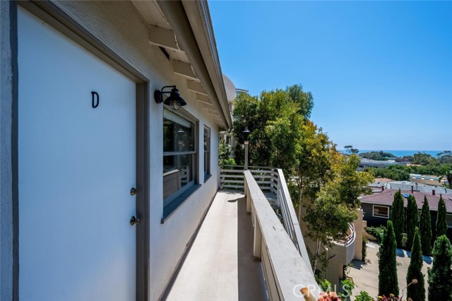 Detail Gallery Image 12 of 24 For 350 Y Pl #D,  Laguna Beach,  CA 92651 - 1 Beds | 1 Baths